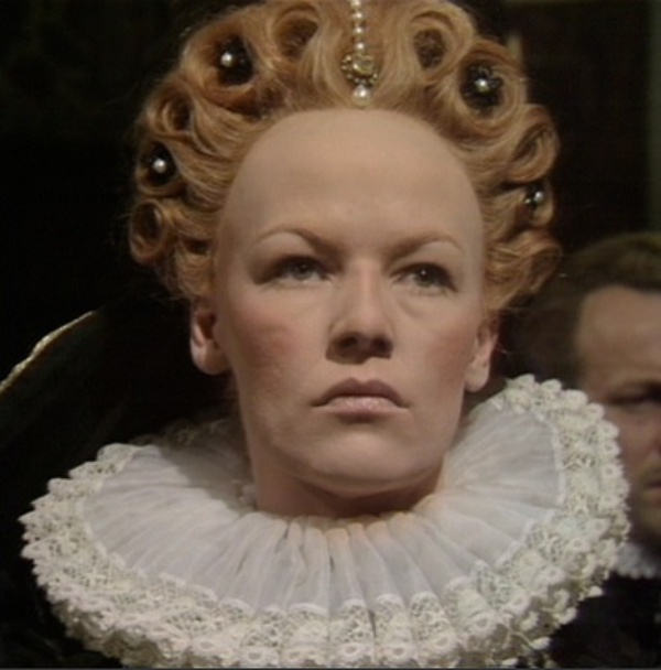 Glenda Jackson_Elizabeth