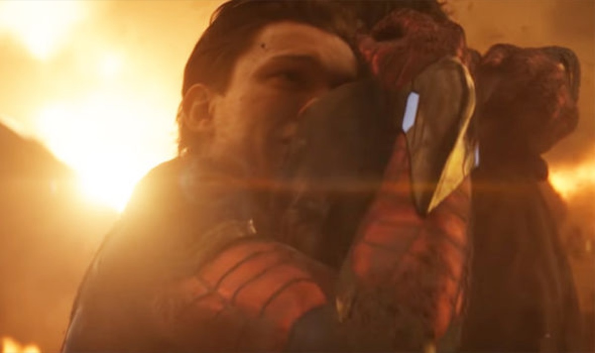 Spider-Man hugs Iron Man Marvel's Avengers: Infinity War