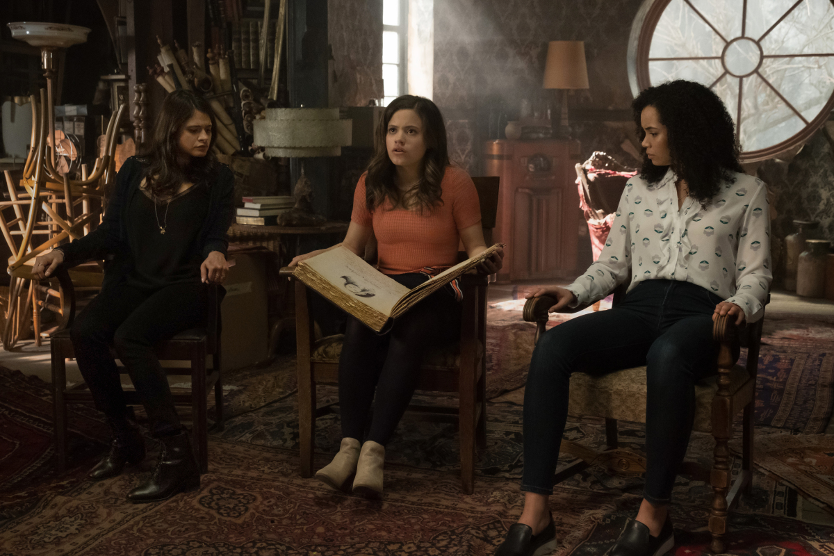 Charmed -- "Pilot"-- Image Number: CMD101c_0494rb.jpg -- Pictured (L-R): Melonie Diaz as Mel Vera, Sarah Jeffery as Maggie Vera and Madeleine Mantock as Macy Vaughn -- Photo: Katie Yu/The CW -- ÃÂ© 2018 The CW Network, LLC. All Rights Reserved