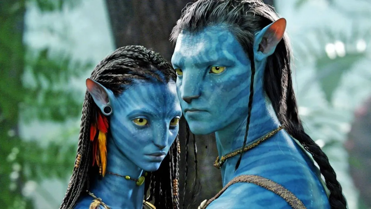 Sam Worthington as Jake Sully and Zoe Saldana as Neytiri in their Avatar forms in Avatar (2009)
