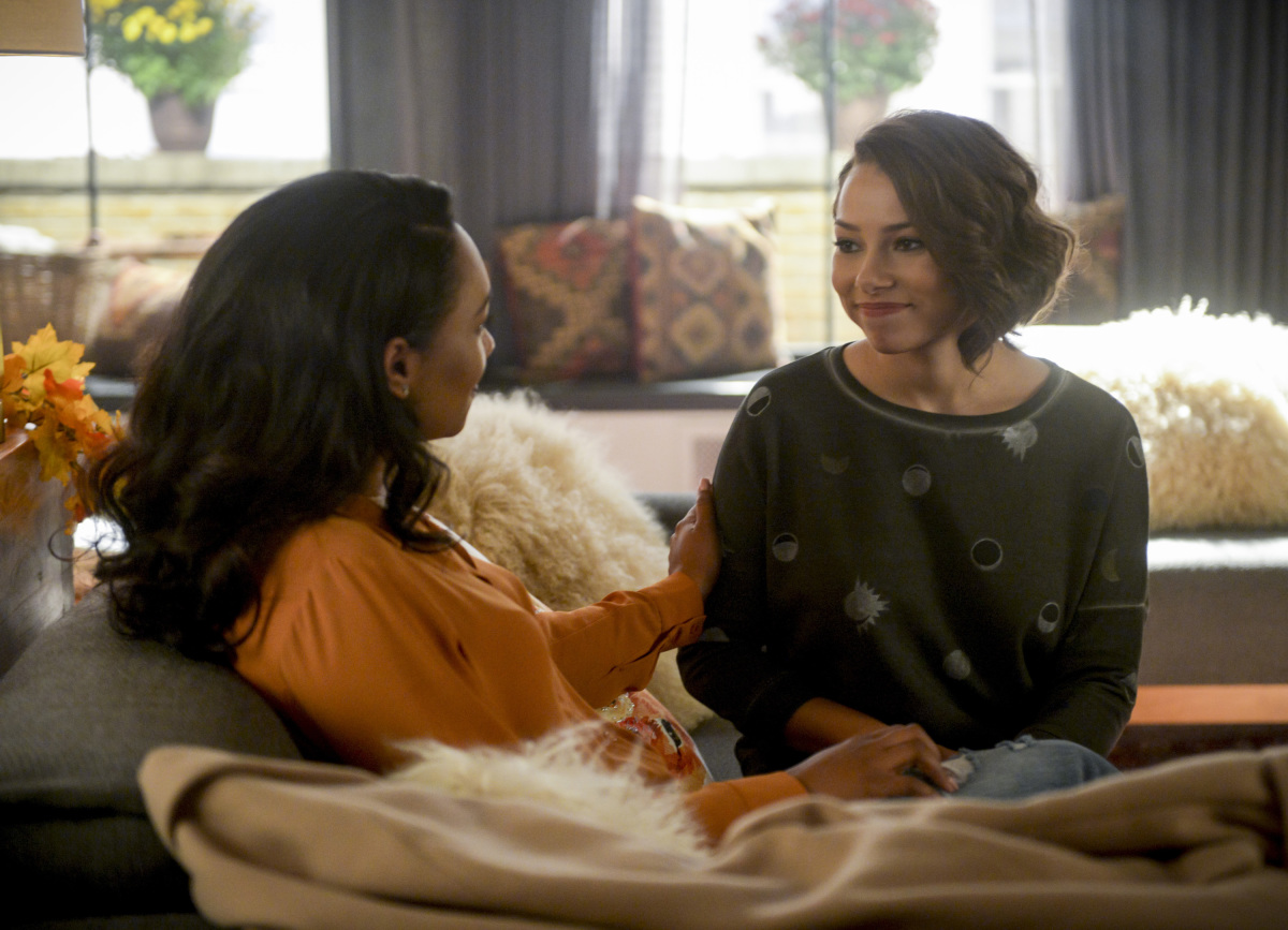 The Flash -- "O Come, All Ye Faithful" -- Image Number: FLA507a_0042b.jpg -- Pictured (L-R): Candice Patton as Iris West - Allen and Jessica Parker Kennedy as Nora West - Allen -- Photo: Sergei Bachlakov/The CW -- ÃÂ© 2018 The CW Network, LLC. All rights reserved