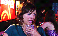 Ann (Rashida Jones) fights with Leslie in Parks and Recreation