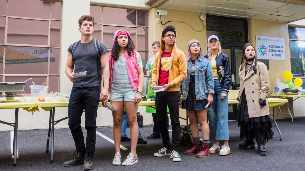 Runaways -- "Gimme Shelter" Episode 201 -- The kids struggle with their new lives as Runaways, but find a hideout. Alex goes to work for Darius while PRIDE plots to kill Jonah. Jonah initiates a plan to build a new box. Chase Stein (Gregg Sulkin) from left, Molly Hernandez (Allegra Acosta), Alex Wilder (Rhenzy Feliz), Gert Yorkes (Ariela Barer), Karolina Dean (Virginia Gardner) and Nico Minoru (Lyrica Okano), shown.