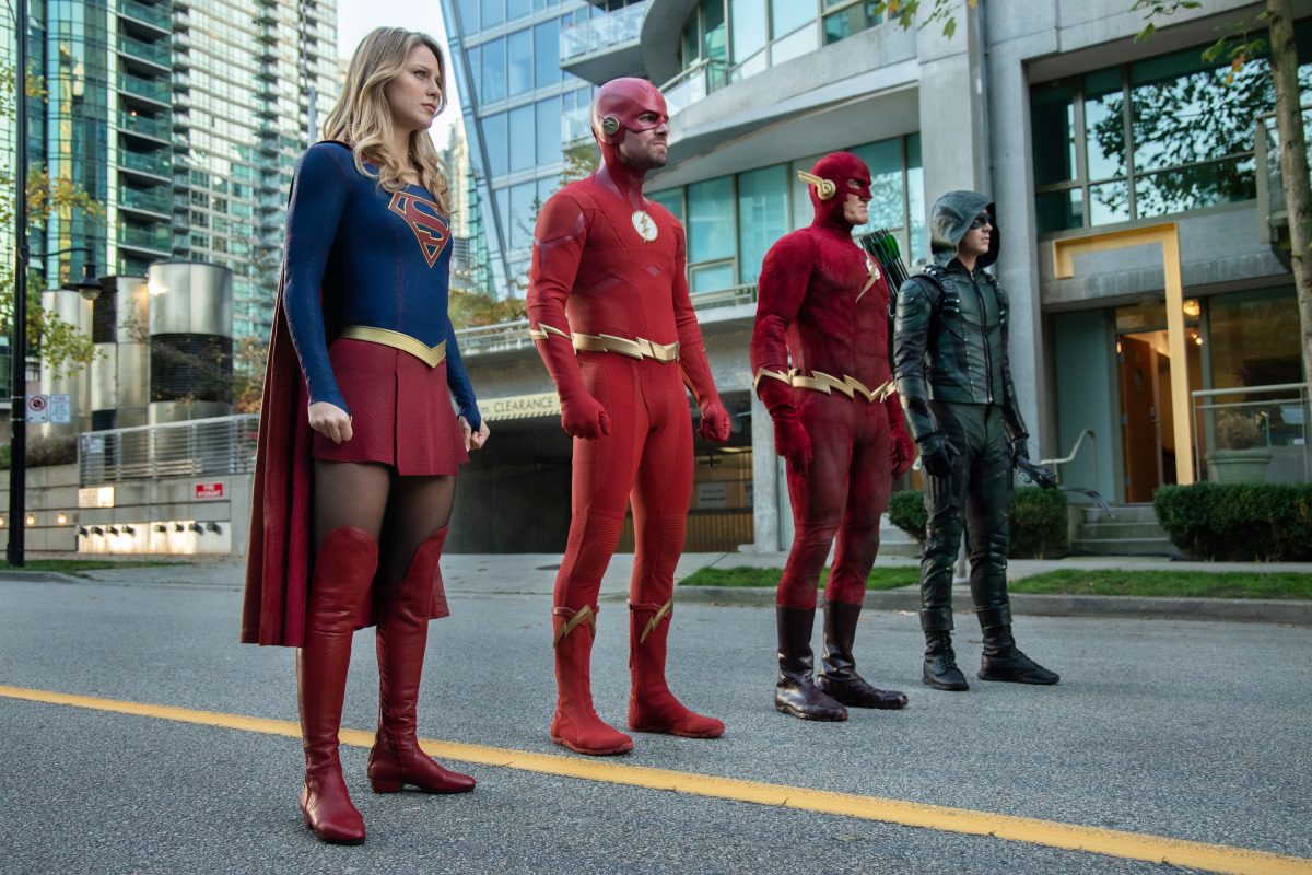 supergirl two flashes green arrow elseworlds cw dctv crossover