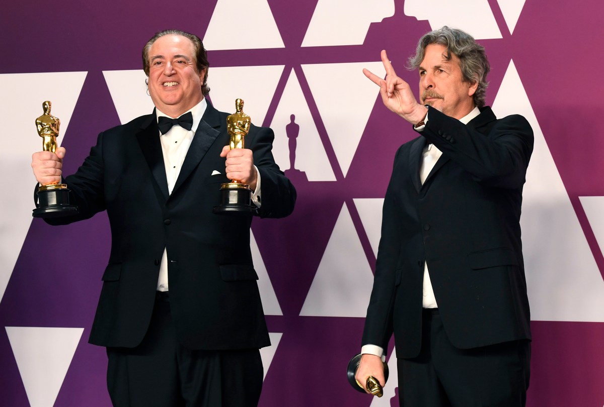 Nick Vallelonga and Peter Farrelly winning an Oscar for trash
