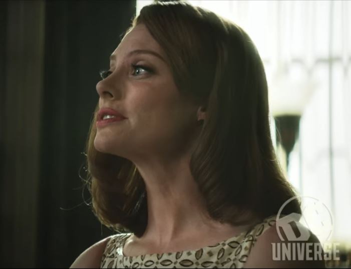 rita farr aka elasti-girl played by April Bowlby in the doom patrol trailer