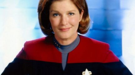 Kate Mulgrew plays the incomparable Captain Janeway on Star Trek: Voyager.