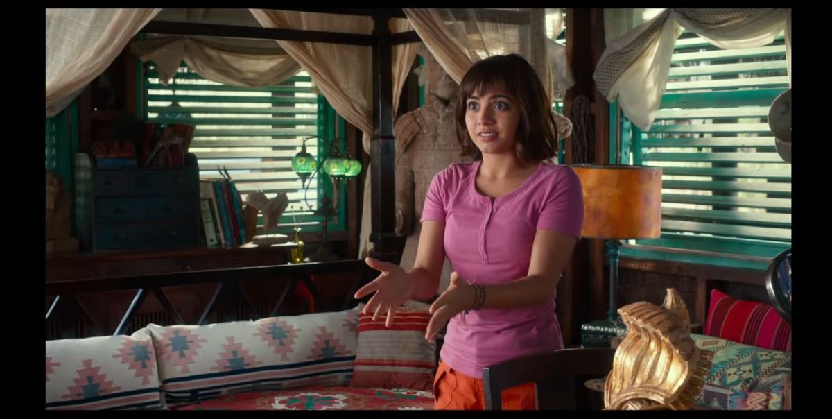 Isabela Moner plays dora in Dora and the Lost City of Gold.