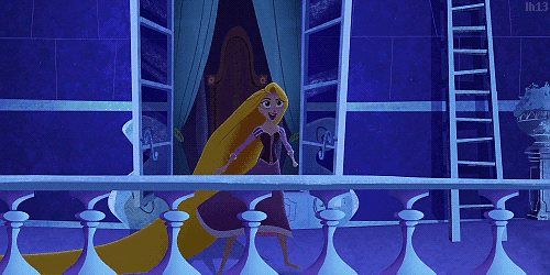 Rapunzel sings on a balcony in Rapunzel's Tangled Adventure show.