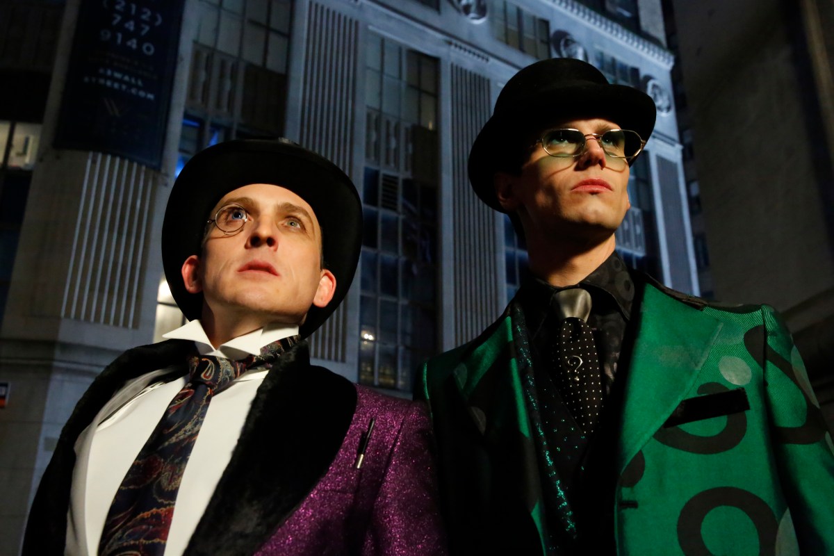 GOTHAM: L-R: Robin Lord Taylor and Cory Michael Smith in the "The Beginning..." series finale episode of GOTHAM.