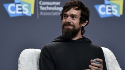 Twitter CEO Jack Dorsey roasted at his own ama.