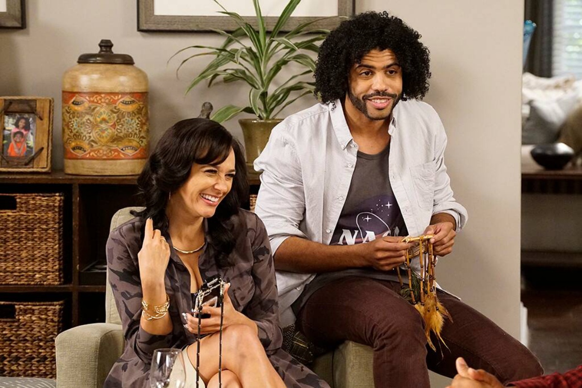  Rashida Jones and Daveed Diggs