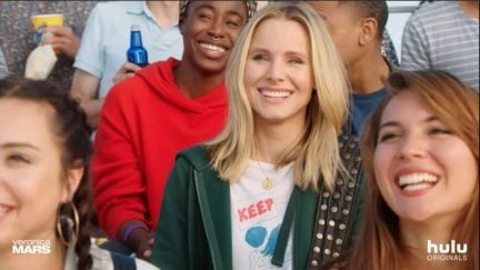 kristen bell reprises her role as veronica mars for hulu.