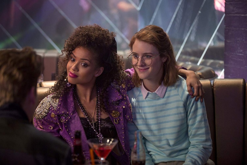 Gugu Mbatha-Raw and Mackenzie Davis in Black Mirror (2011)