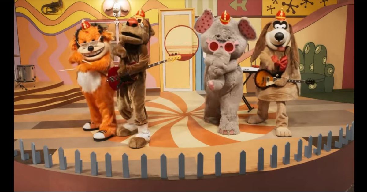 the characters of the banana splits got a horror reboot.