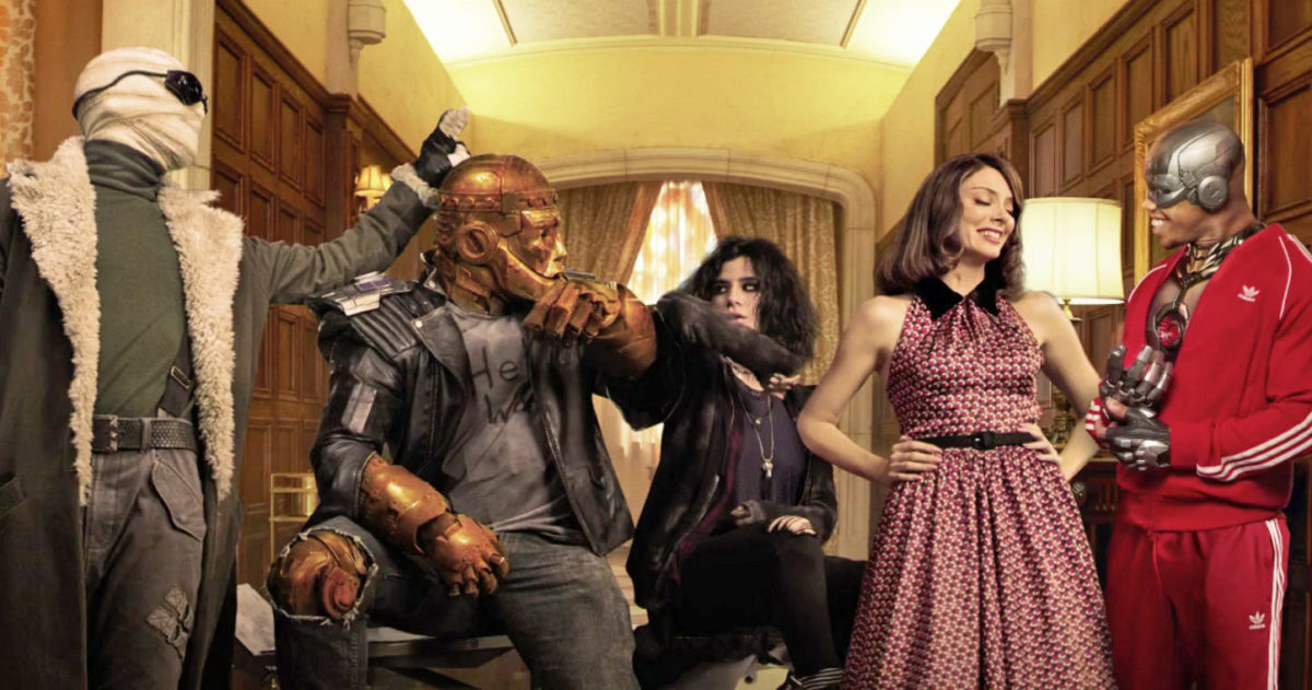 matt bomer, brendan fraser, Diane guerrero, april bowlby and joivan wade in doom patrol