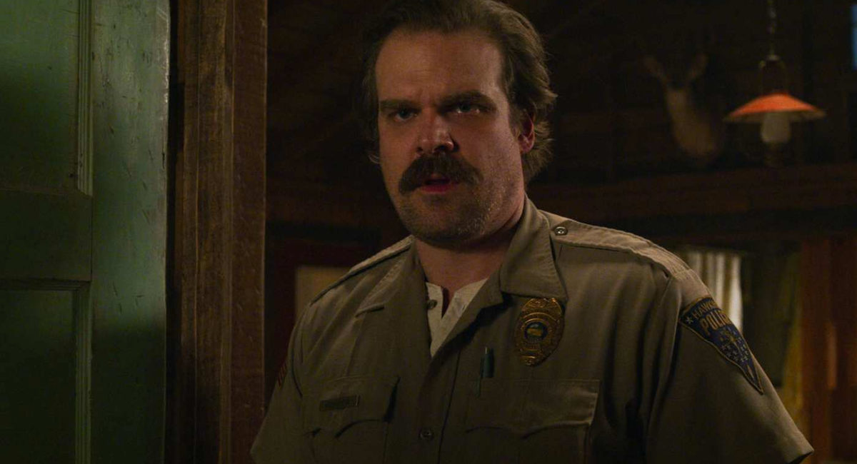 Hopper (David Harbour) is less charming and more terrible in Stranger Things 3.