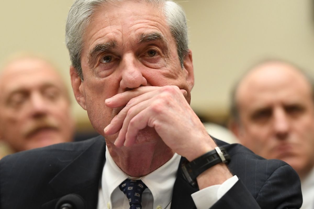Robert Mueller looks tired of all of this.