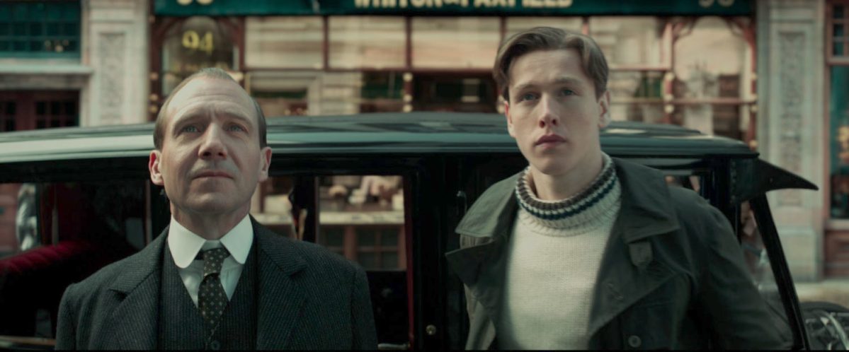 ralph fiennes and harris dickinson in the king's man