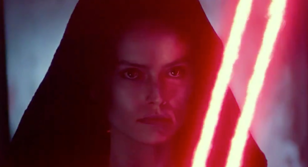 Rey (Daisy Ridley) appears to have gone evil in a vision from the sizzle reel for Star Wars: The Rise of Skywalker.