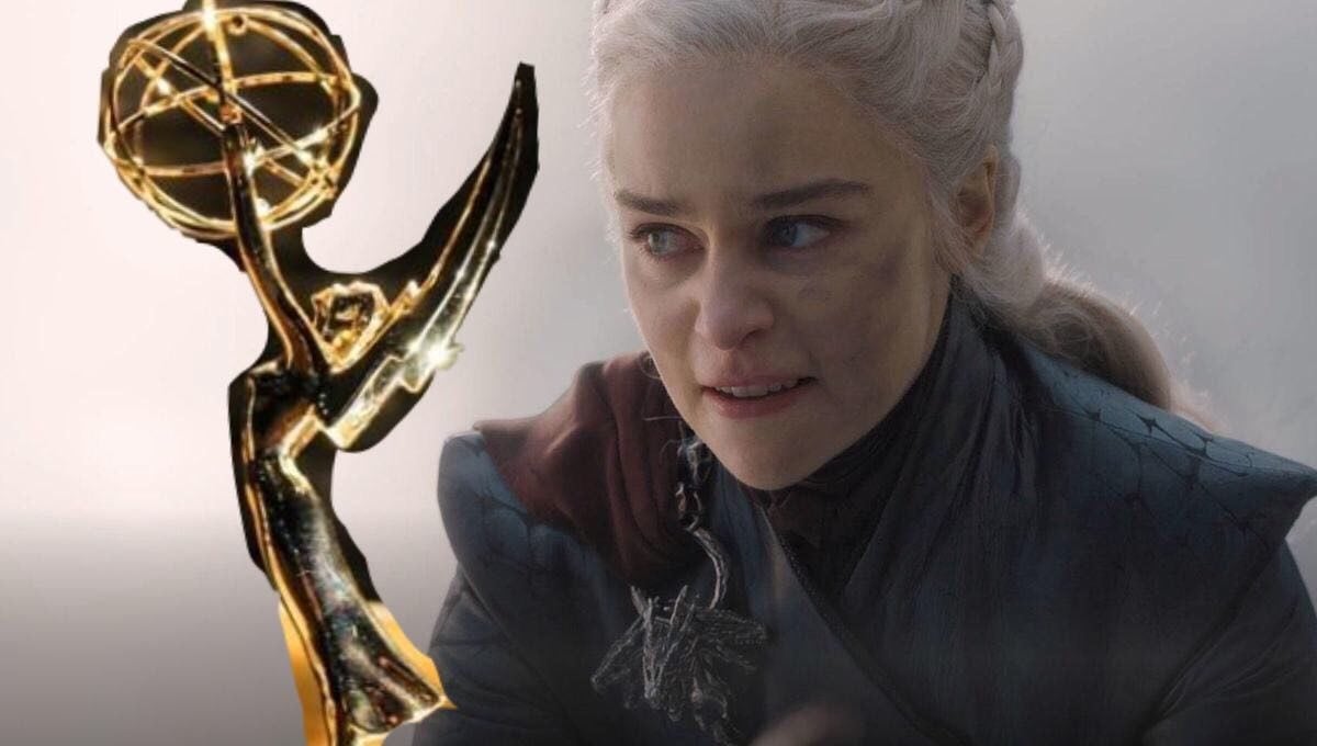 Dany looks aangrily at an emmy