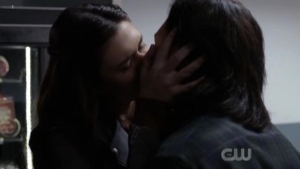 Nicole Maines & Jesse Rath in Supergirl