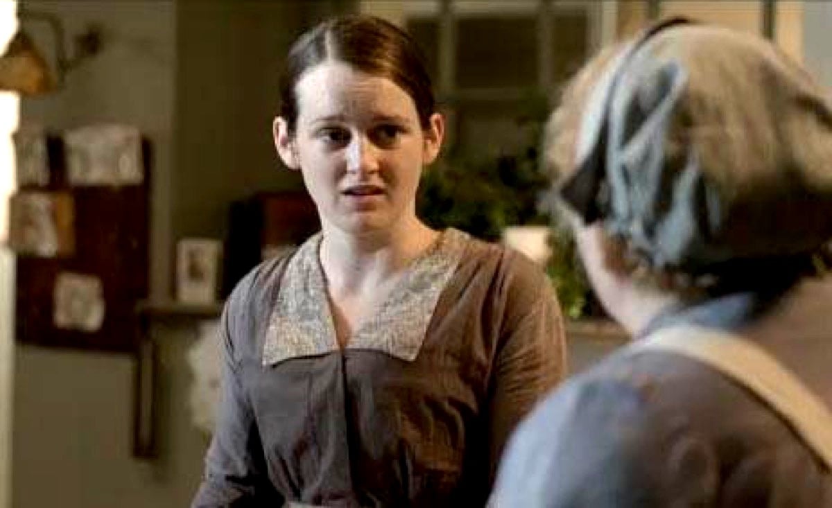 Daisy looking upset on ITV's Downton Abbey.