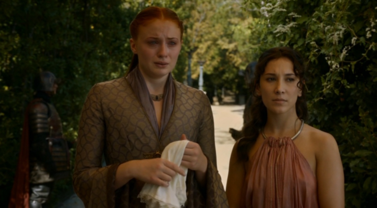 Sansa crying and Shae looking at me like the boo boo the fool i am