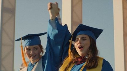 Beanie Feldstein and Kaitlyn Dever in Booksmart (2019)