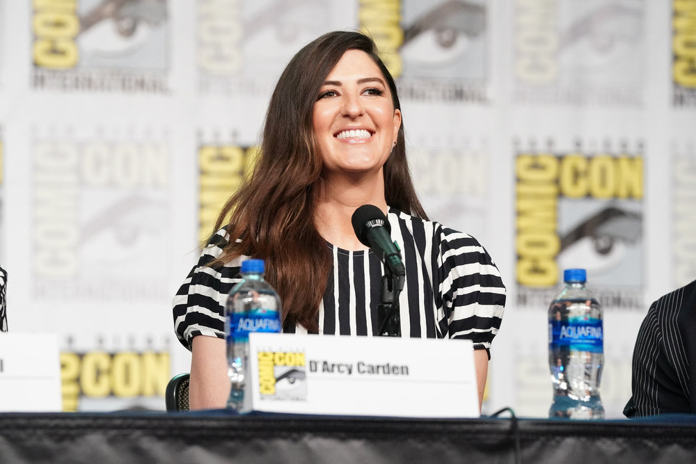 D'arcy carden at Comic Con 