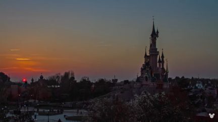 sleeping beauty castle disneyland paris