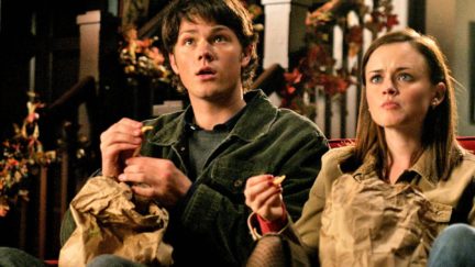 Alexis Bledel and Jared Padalecki in Gilmore Girls (2000)
