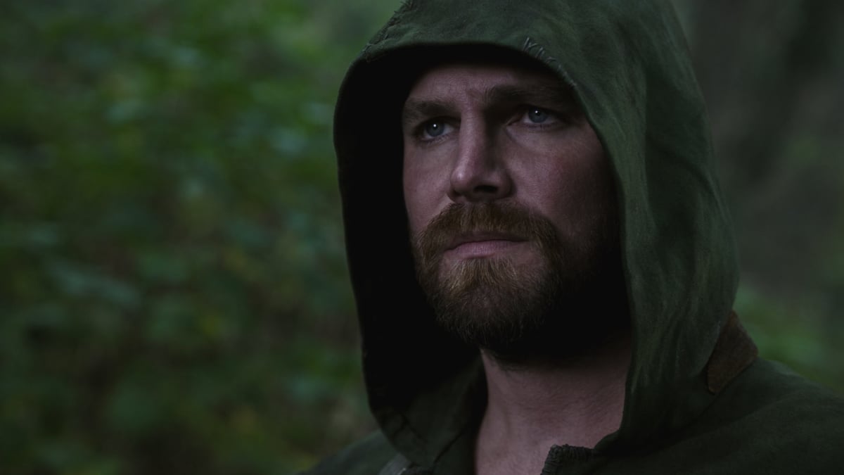 The Flash -- "Crisis on Infinite Earths: Part Three" -- Image Number: FLA609e_0002r.jpg -- Pictured: Stephen Amell as Oliver Queen/Green Arrow -- Photo: The CW -- © 2019 The CW Network, LLC. All Rights Reserved.