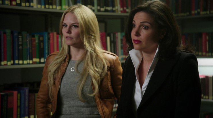 emma and regina in once upon a time