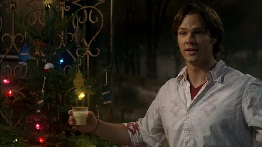 Sam winchester and a tree. A very supernatural christmas. Screen cap.