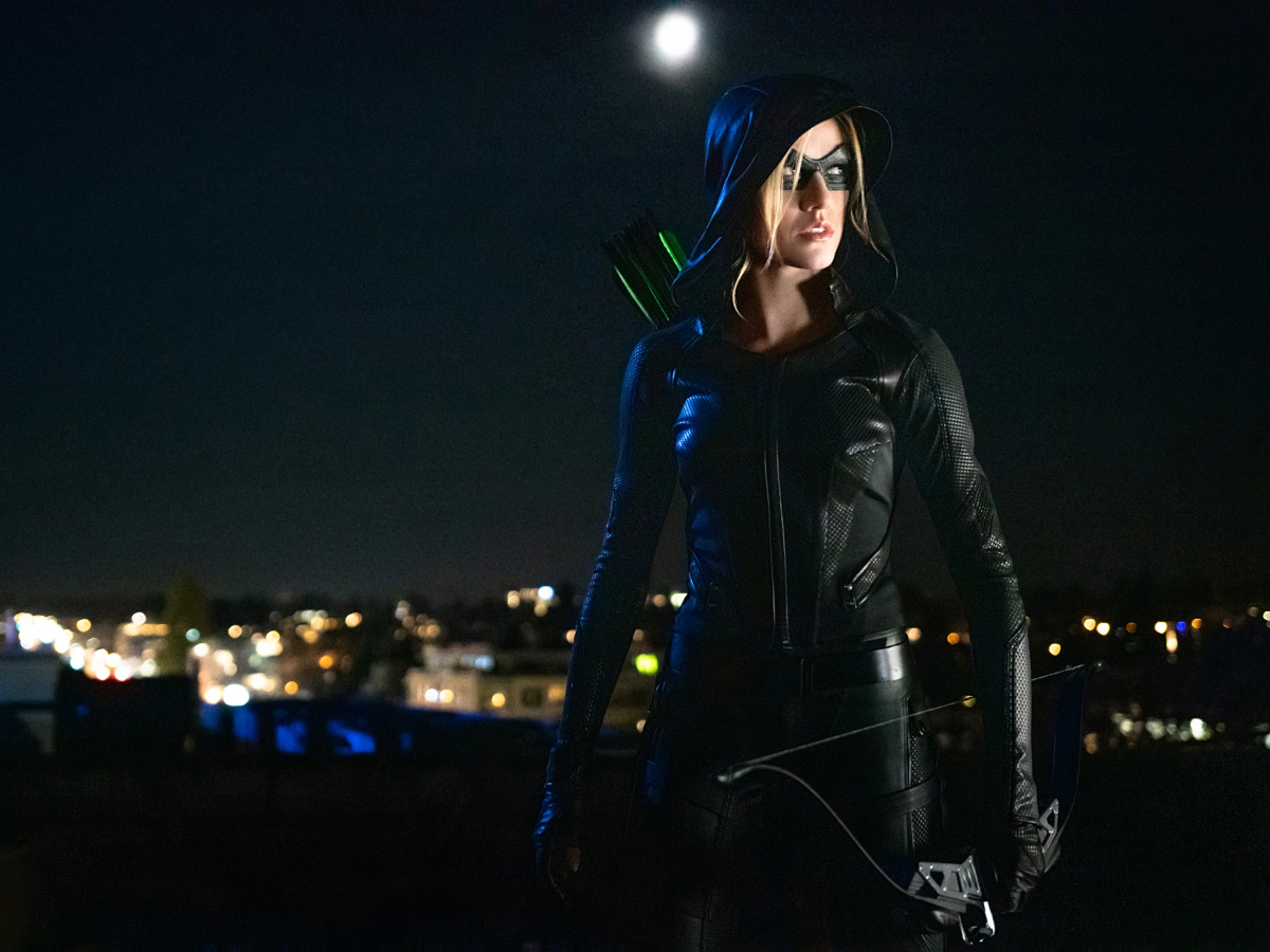 Arrow -- "Green Arrow & The Canaries" -- Image Number: AR809b_0593r.jpg -- Pictured: Katherine McNamara as Mia -- Photo: Colin Bentley/The CW -- © 2020 The CW Network, LLC. All Rights Reserved.