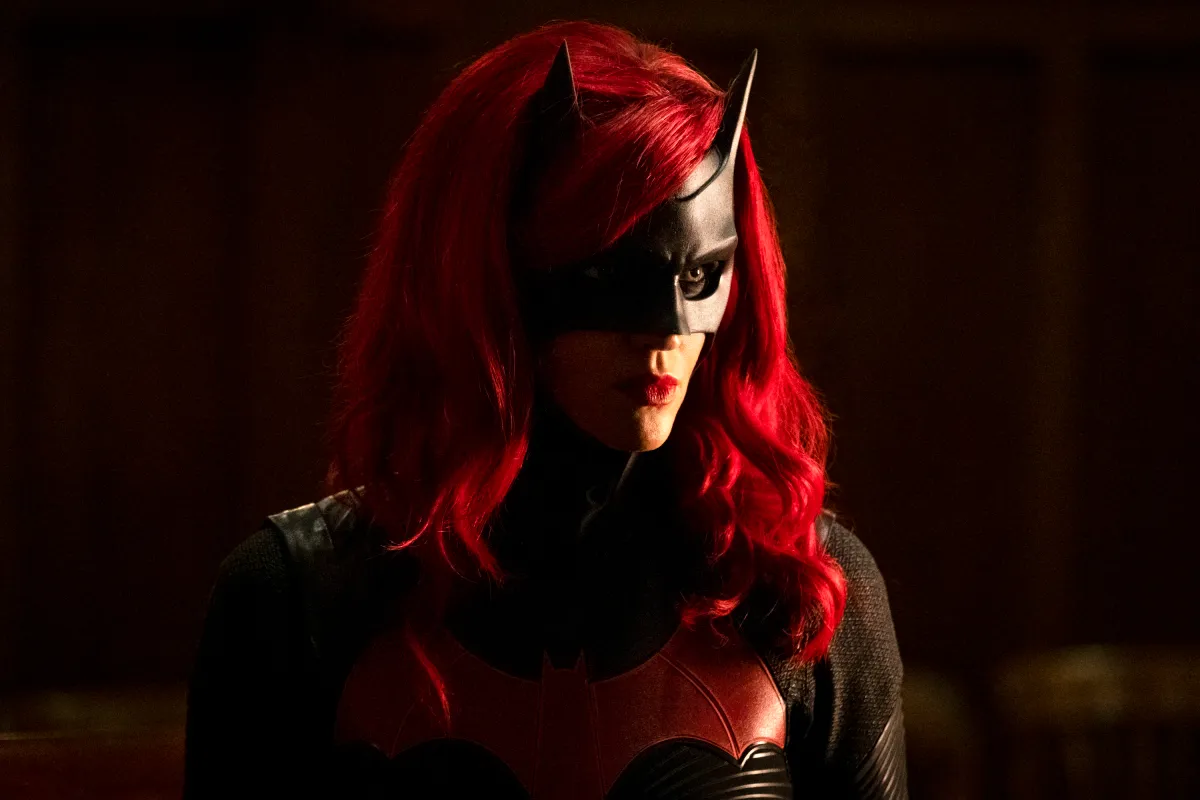 Batwoman -- Image Number: BWN106a_0082.jpg -- "I'll Be Judge, I'll Be Jury" -- Pictured: Ruby Rose as Kate Kane/Batwoman -- Photo: Liane Hentscher/The CW -- © 2019 The CW Network, LLC. All Rights Reserved.