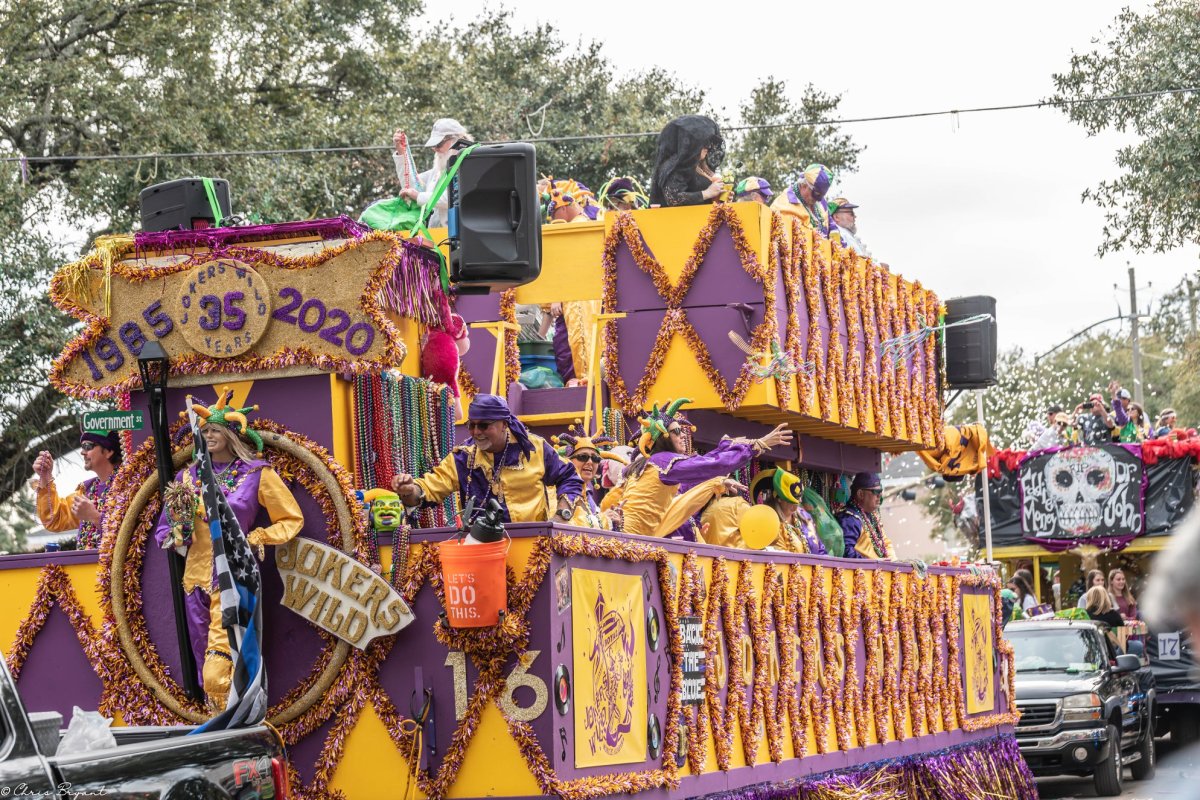 mardi gras float in mobile alabama