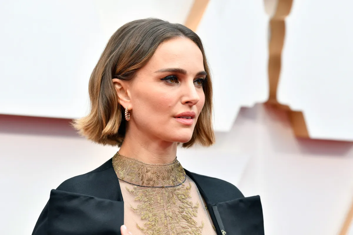HOLLYWOOD, CALIFORNIA - FEBRUARY 09: Natalie Portman attends the 92nd Annual Academy Awards at Hollywood and Highland on February 09, 2020 in Hollywood, California. (Photo by Amy Sussman/Getty Images)