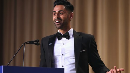 Hasan Minhaj hosting the 2017 White House Correspondents' Association Dinner