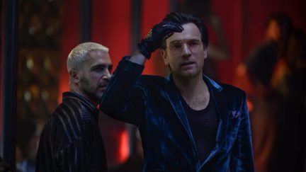 Ewan McGregor and Chris Messina in Birds of Prey: And the Fantabulous Emancipation of One Harley Quinn (2020)