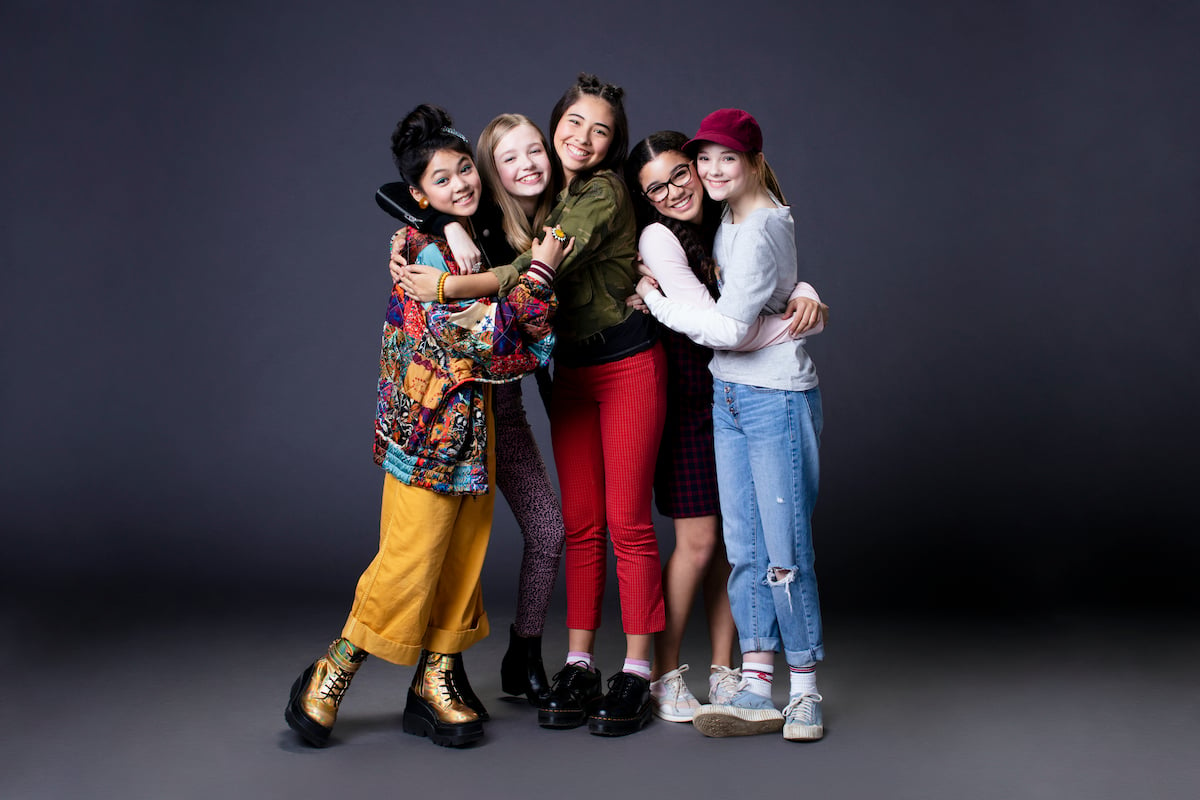 Baby-Sitters Club group cast photo
