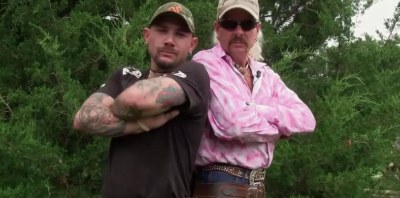 John Finlay and Joe Exotic in Tiger King