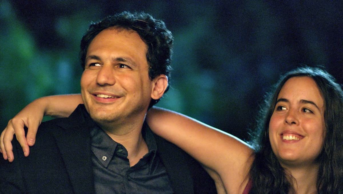 Sarah and David in Keep the Change movie.