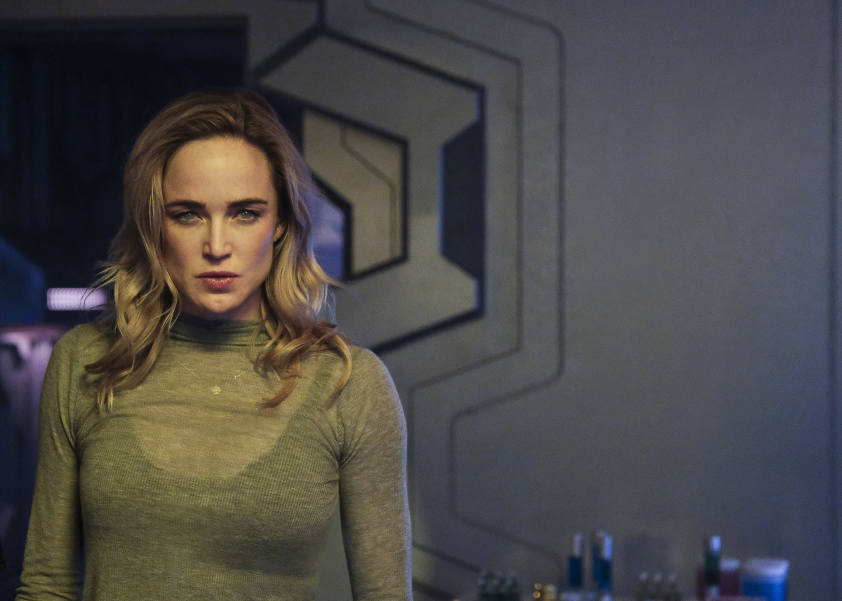 Legends of Tomorrow -- "Ship Broken" -- Image Number: LGN511b_0141b.jpg -- Pictured: Caity Lotz as Sara Lance/White Canary -- Photo: Bettina Strauss/The CW -- © 2020 The CW Network, LLC. All Rights Reserved.