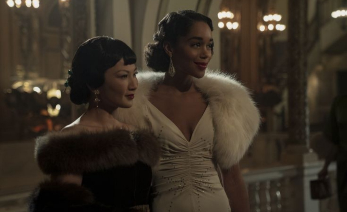 Michelle Krusiec and Laura Harrier in A Hollywood Ending (2020)