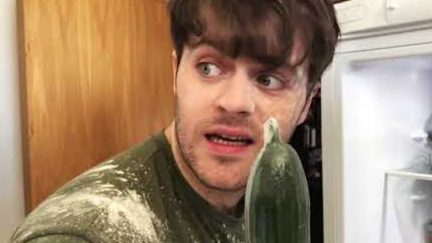 Joey Batey's great witcher bake off video