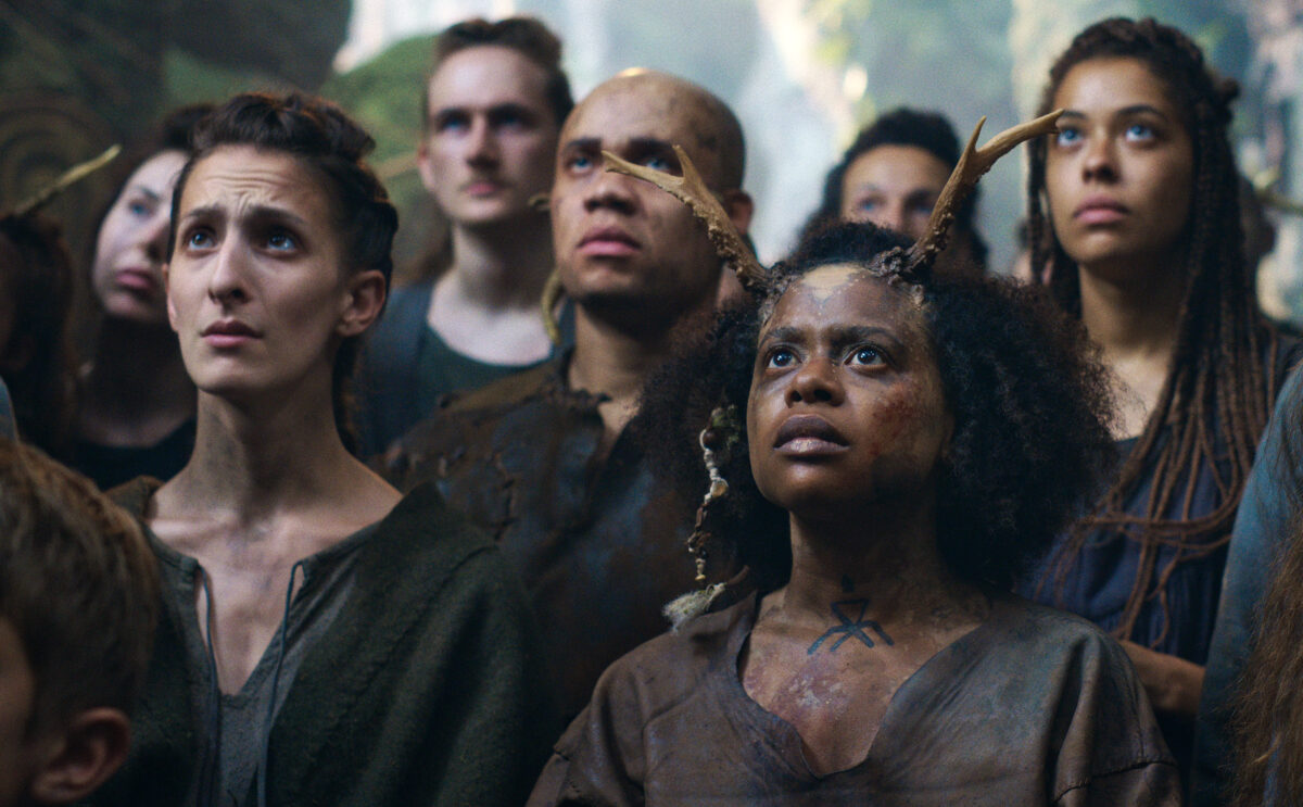 CURSED (L to R) AYESHA ANTOINE as POLLY THE HEALER in episode 107 of CURSED Cr. COURTESY OF NETFLIX © 2020