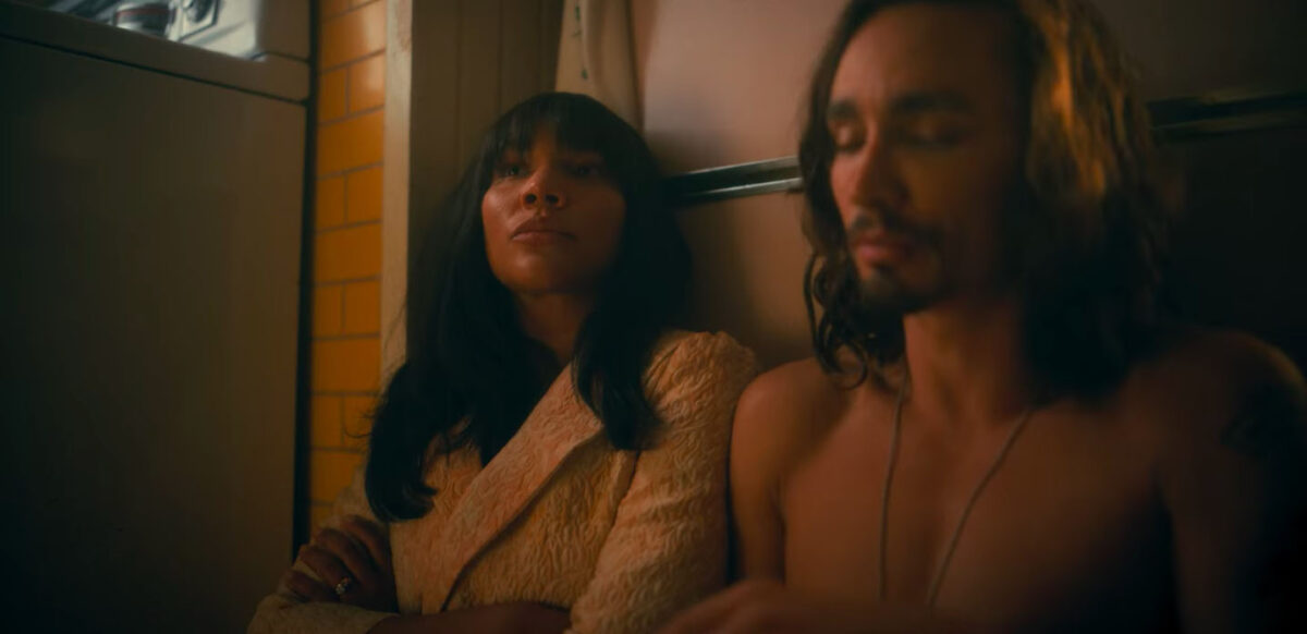 Allison and Klaus Hargreeves in The Umbrella Academy.