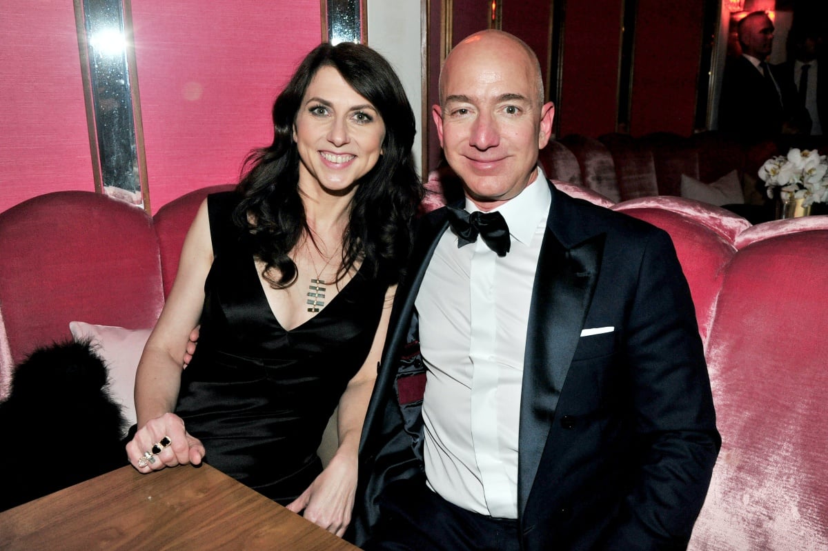 Amazon Studios Oscar After-Party WEST HOLLYWOOD, CA - FEBRUARY 26: (L-R) CEO of Amazon Jeff Bezos and writer MacKenzie Bezos attend the Amazon Studios Oscar Celebration at Delilah on February 26, 2017 in West Hollywood, California. (Photo by Jerod Harris/Getty Images)